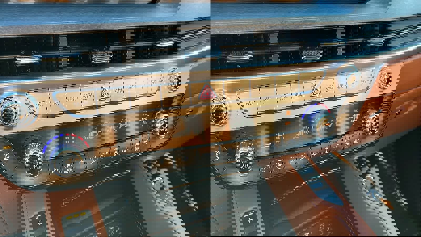 Used 2023 Kia Telluride EX X-Line image 19