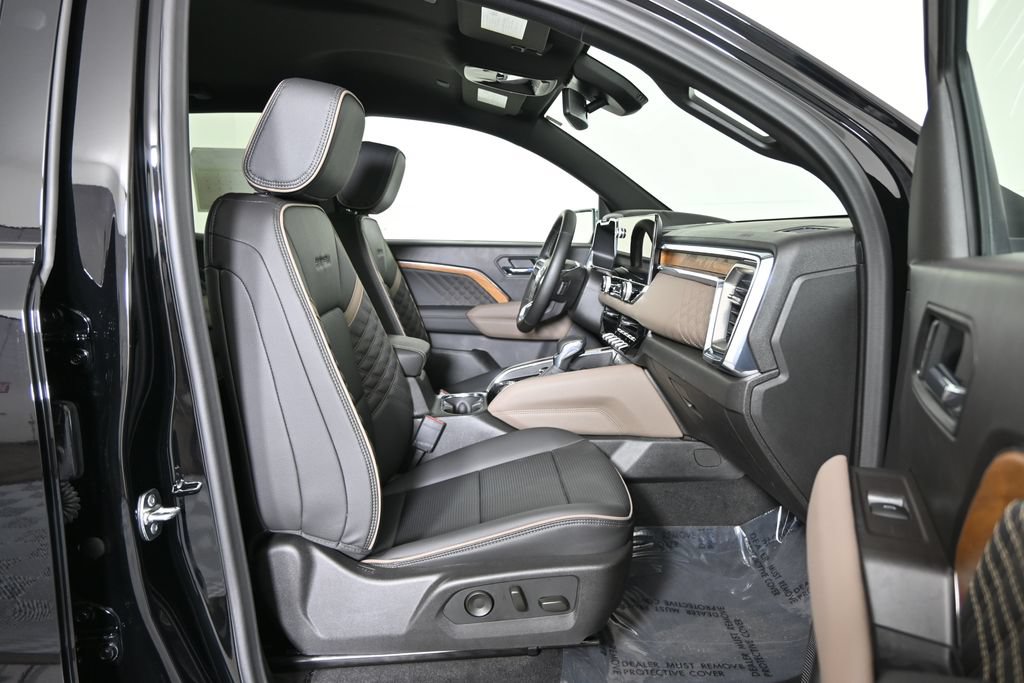 Used 2026 GMC Canyon Denali AWD/4WD image 14