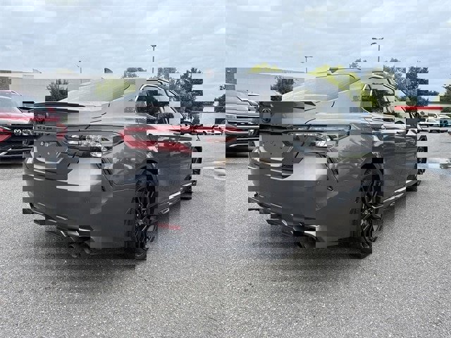 Used 2022 Toyota Camry XSE image 5