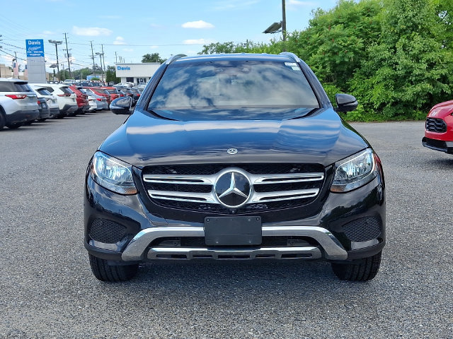 Used 2019 Mercedes-Benz GLC 300 4MATIC image 2