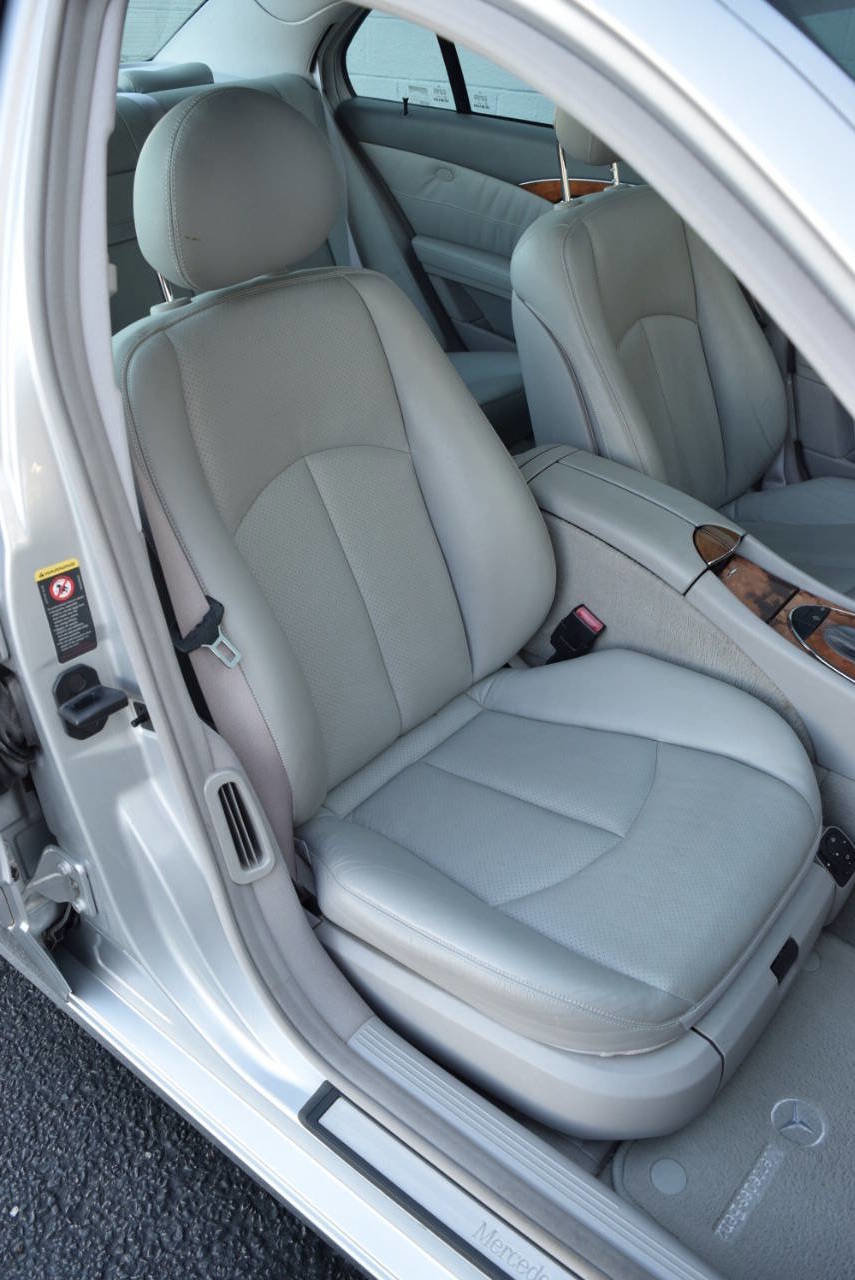 Used 2004 Mercedes-Benz E 500 Sedan image 47