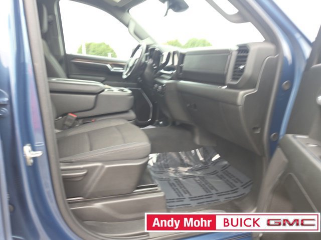 Used 2024 Chevrolet Silverado 1500 LT AWD/4WD image 54