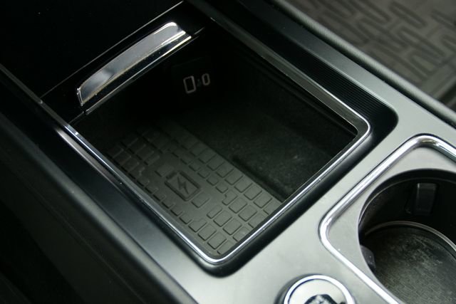 Used 2024 Lincoln Corsair Reserve w/ Equipment Group 201A FWD image 27