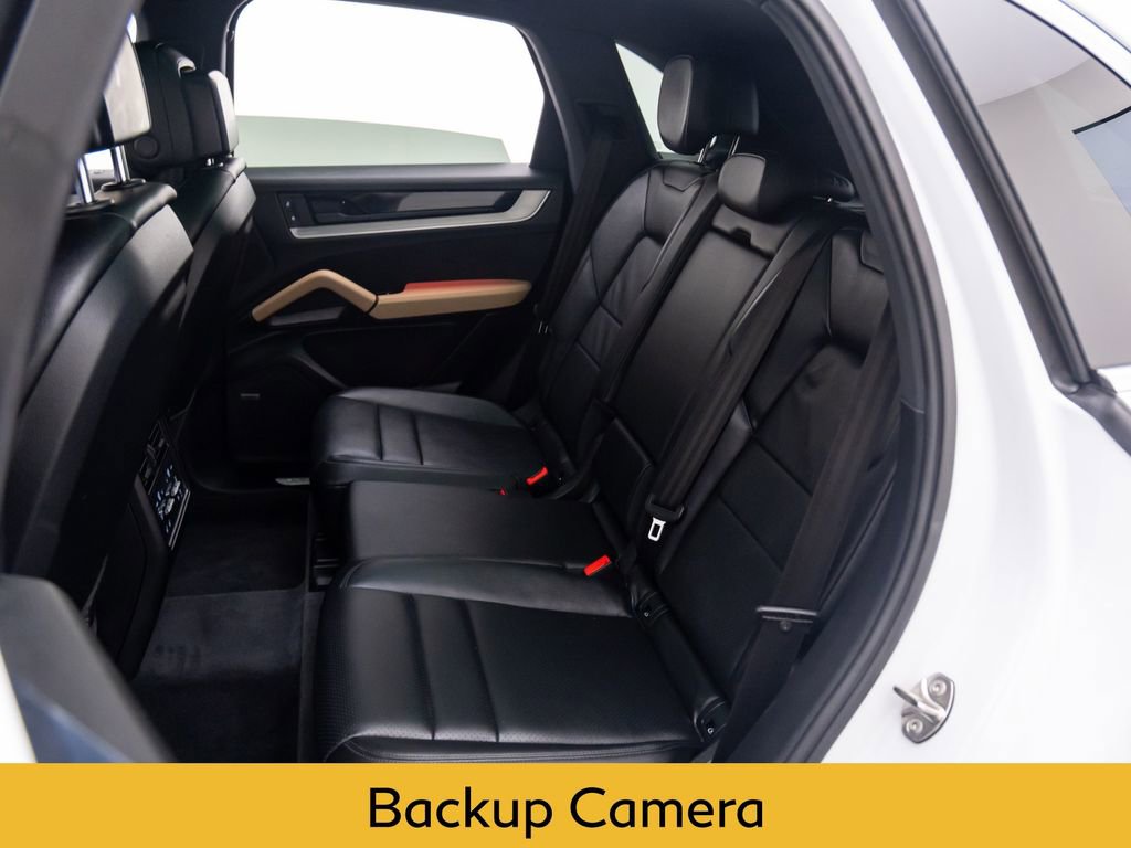 Used 2024 Porsche Cayenne image 17