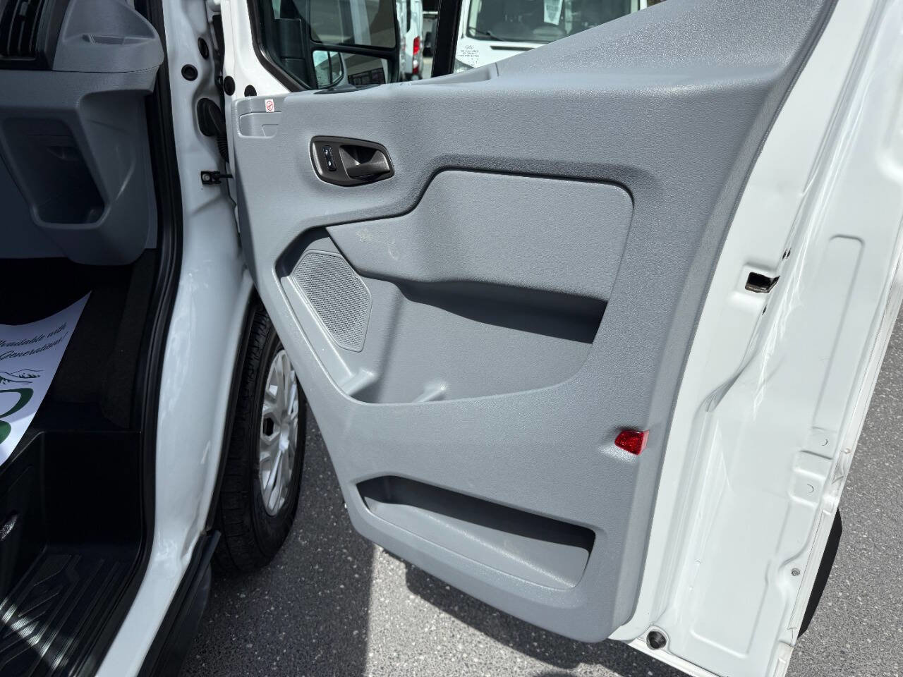 Used 2019 Ford Transit 350 XLT RWD image 27