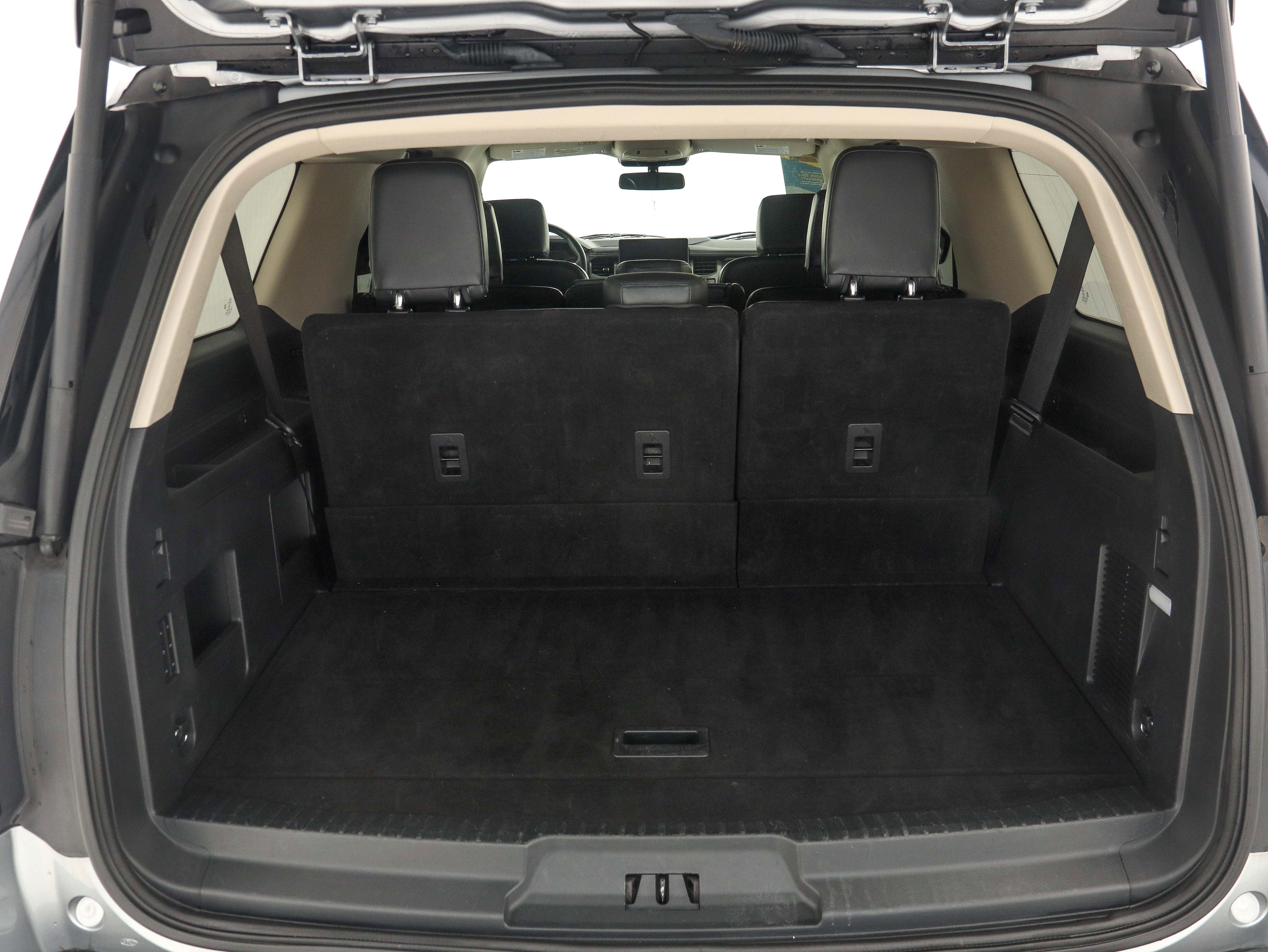 Used 2023 Ford Expedition Max XLT image 12