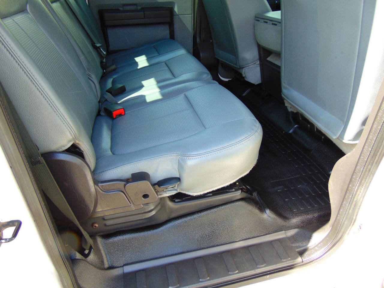 Used 2015 Ford F350 XL w/ Power Equipment Group AWD/4WD image 37
