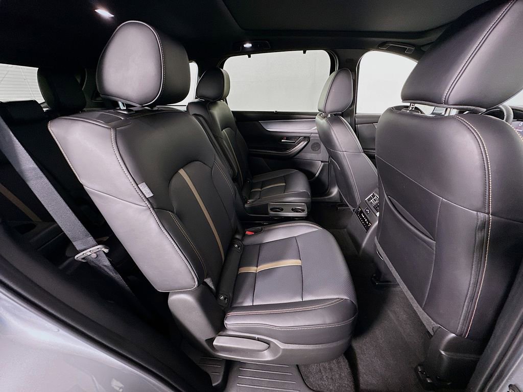 Used 2025 MAZDA CX-90 Plug-In Hybrid w/ Premium Plus image 29