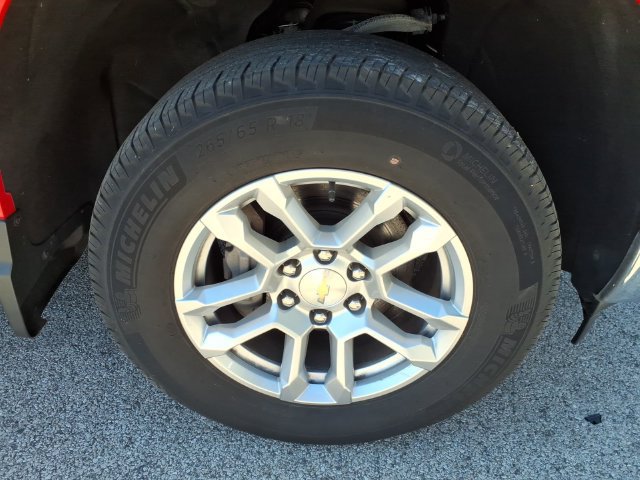 Used 2023 Chevrolet Silverado 1500 LT AWD/4WD image 11