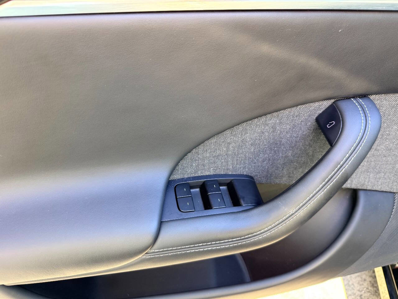 Used 2021 Tesla Model S Plaid image 16