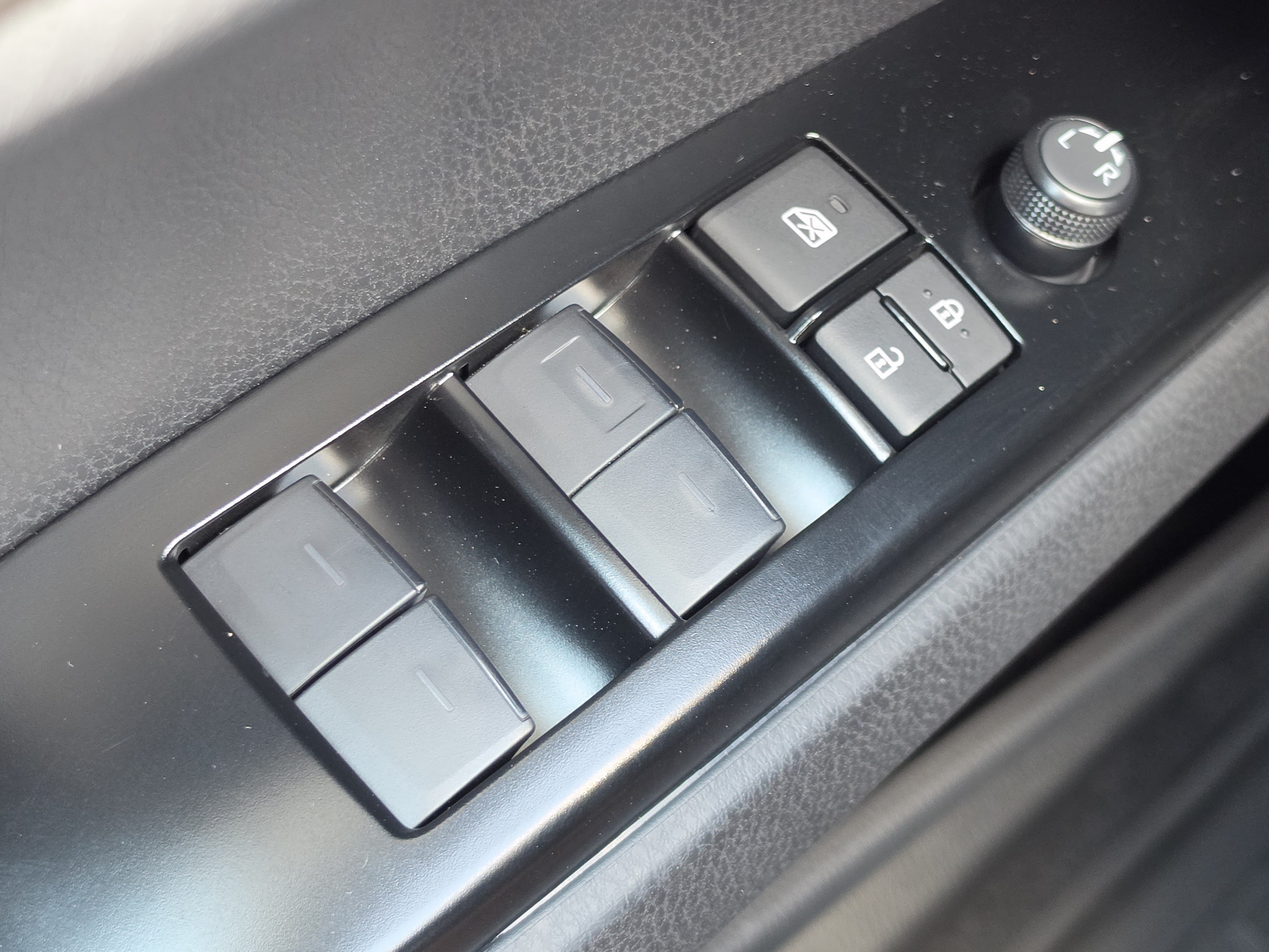 Used 2026 Toyota Camry SE w/ Convenience Package FWD image 13