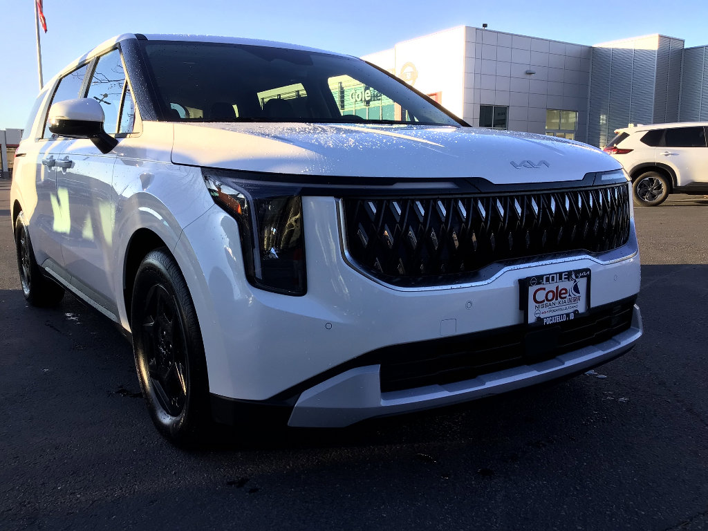 New 2026 Kia Carnival LX image 1
