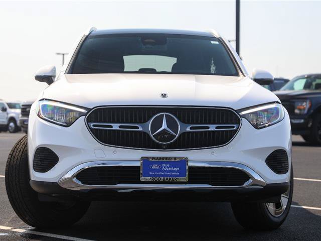 Used 2023 Mercedes-Benz GLC 300 4MATIC image 2