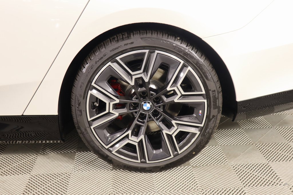 New 2025 BMW i5 xDrive40 w/ M Sport Package image 20