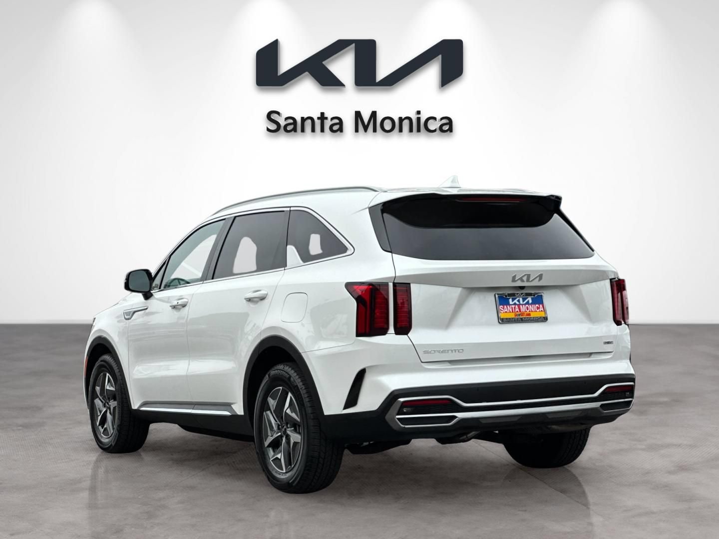 Certified 2023 Kia Sorento EX FWD image 4