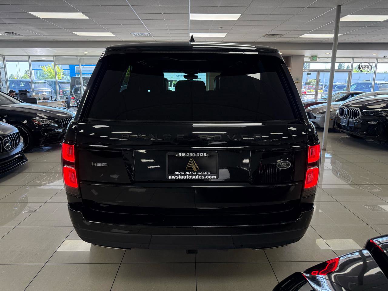Used 2018 Land Rover Range Rover HSE image 5