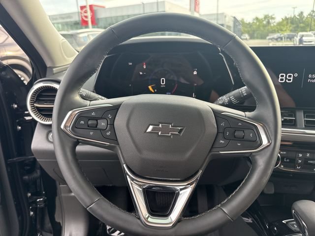 Used 2025 Chevrolet Trax ACTIV w/ Driver Confidence Package FWD image 14