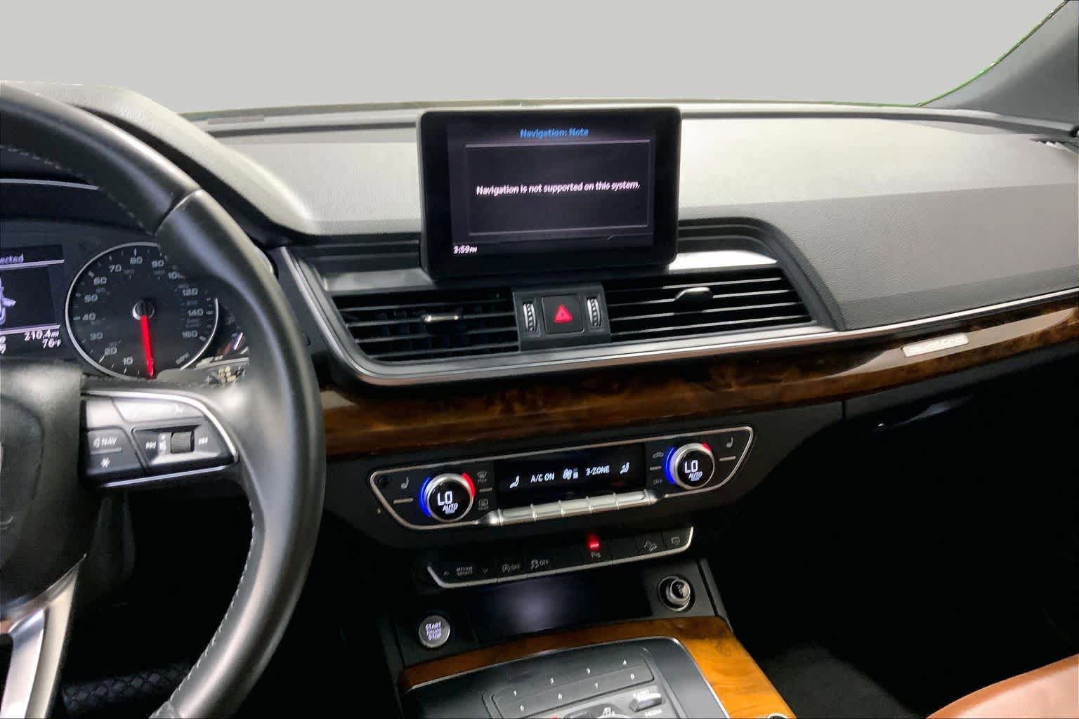 Used 2018 Audi Q5 2.0T Premium Plus w/ Premium Plus Package AWD/4WD image 7
