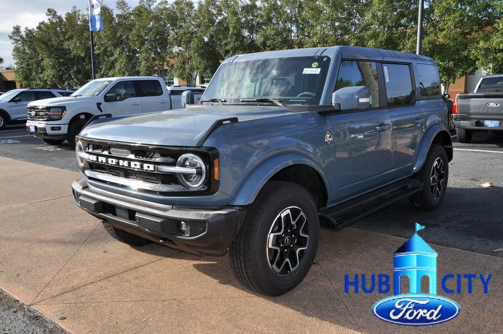New 2025 Ford Bronco Outer Banks