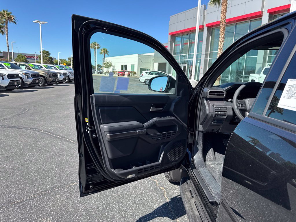 New 2026 Toyota Tacoma TRD Off-Road w/ TRD Off Road Premium Package AWD/4WD image 7
