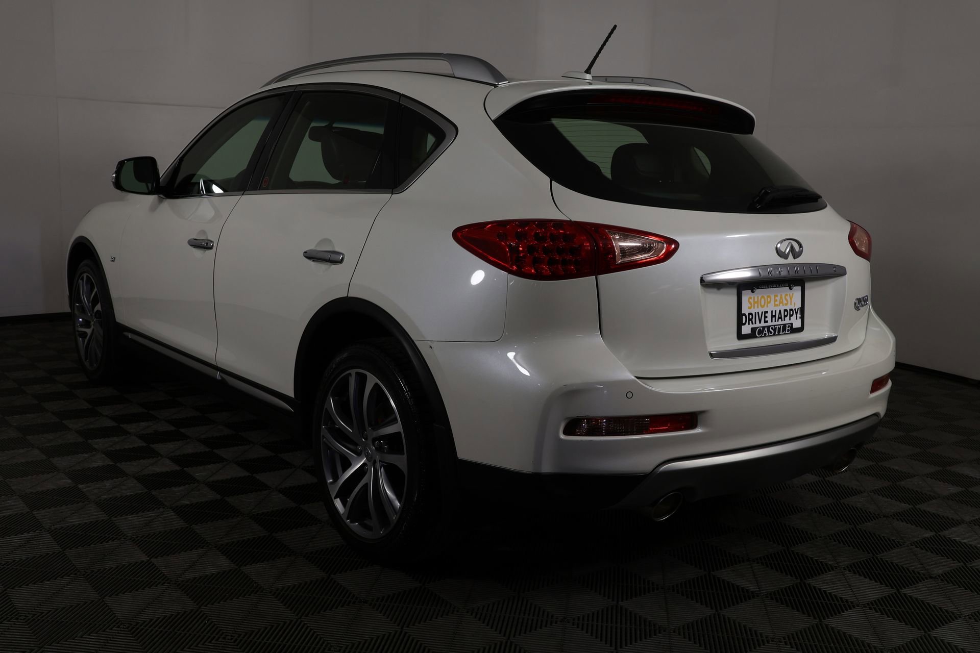 Used 2017 INFINITI QX50 Base image 16
