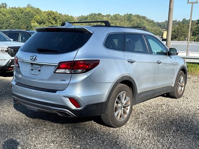 Used 2017 Hyundai Santa Fe SE AWD/4WD image 5
