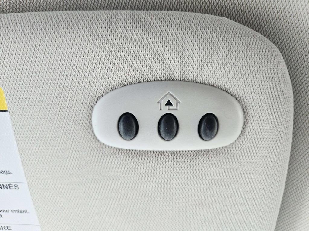 Used 2022 Ford Edge Titanium image 34