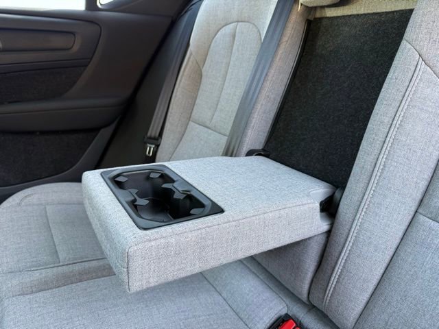 Certified 2023 Volvo XC40 Recharge Ultimate w/ Protection Package Premier image 30