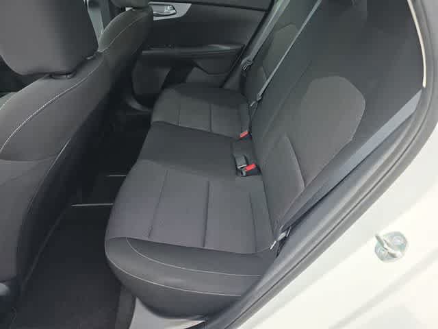 Used 2024 Kia Forte LXS w/ LXS Technology Package FWD image 27