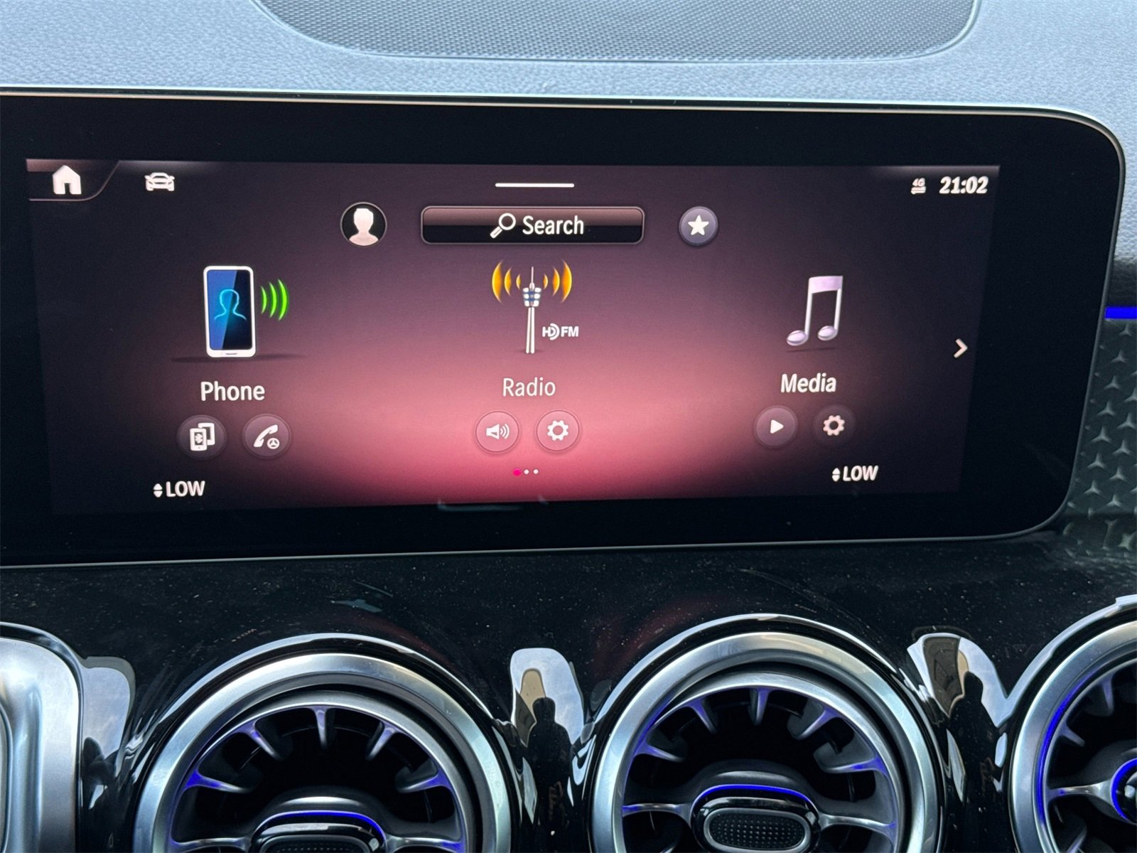 New 2025 Mercedes-Benz GLB 250 4MATIC image 20