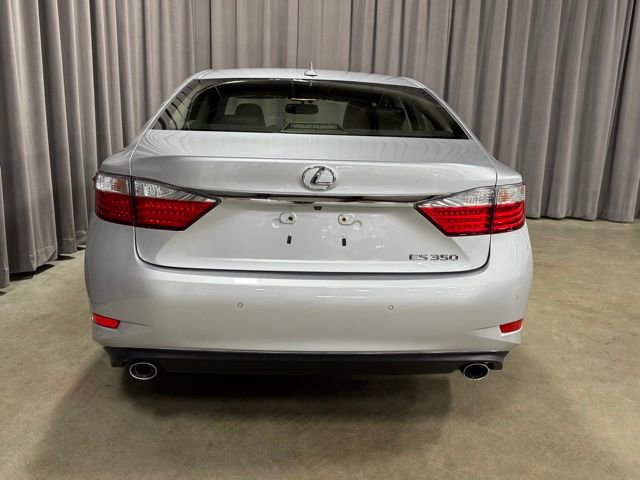 Used 2014 Lexus ES 350 w/ Luxury Package FWD image 6
