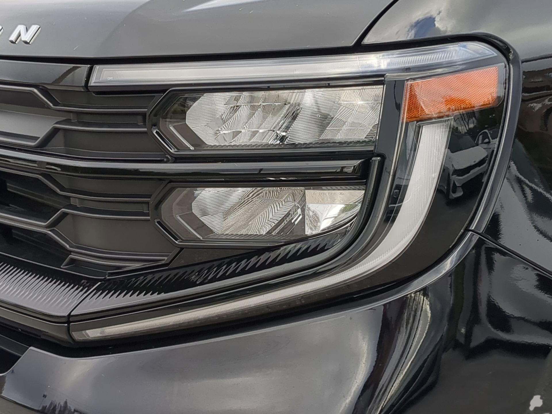 Certified 2025 Ford Expedition Active image 36