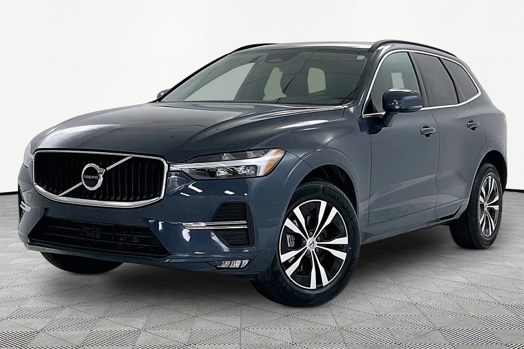 Used 2023 Volvo XC60 B5 Core AWD/4WD image 3