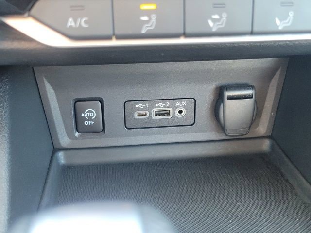 Used 2024 Nissan Sentra SV image 19