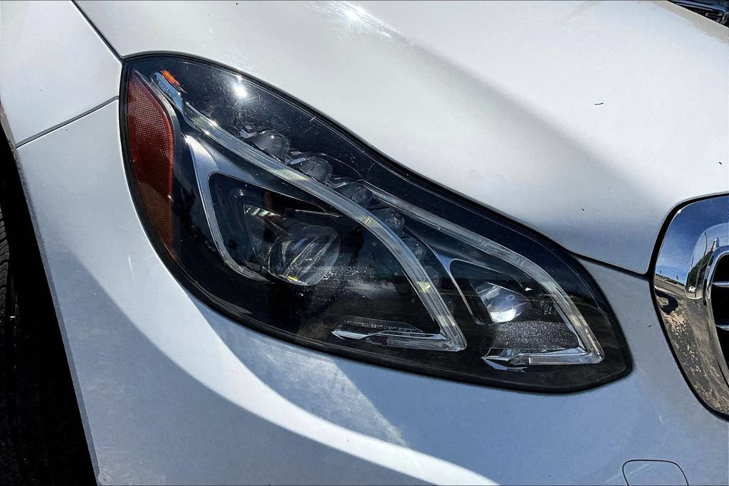 Used 2015 Mercedes-Benz E 350 4MATIC Sedan image 36