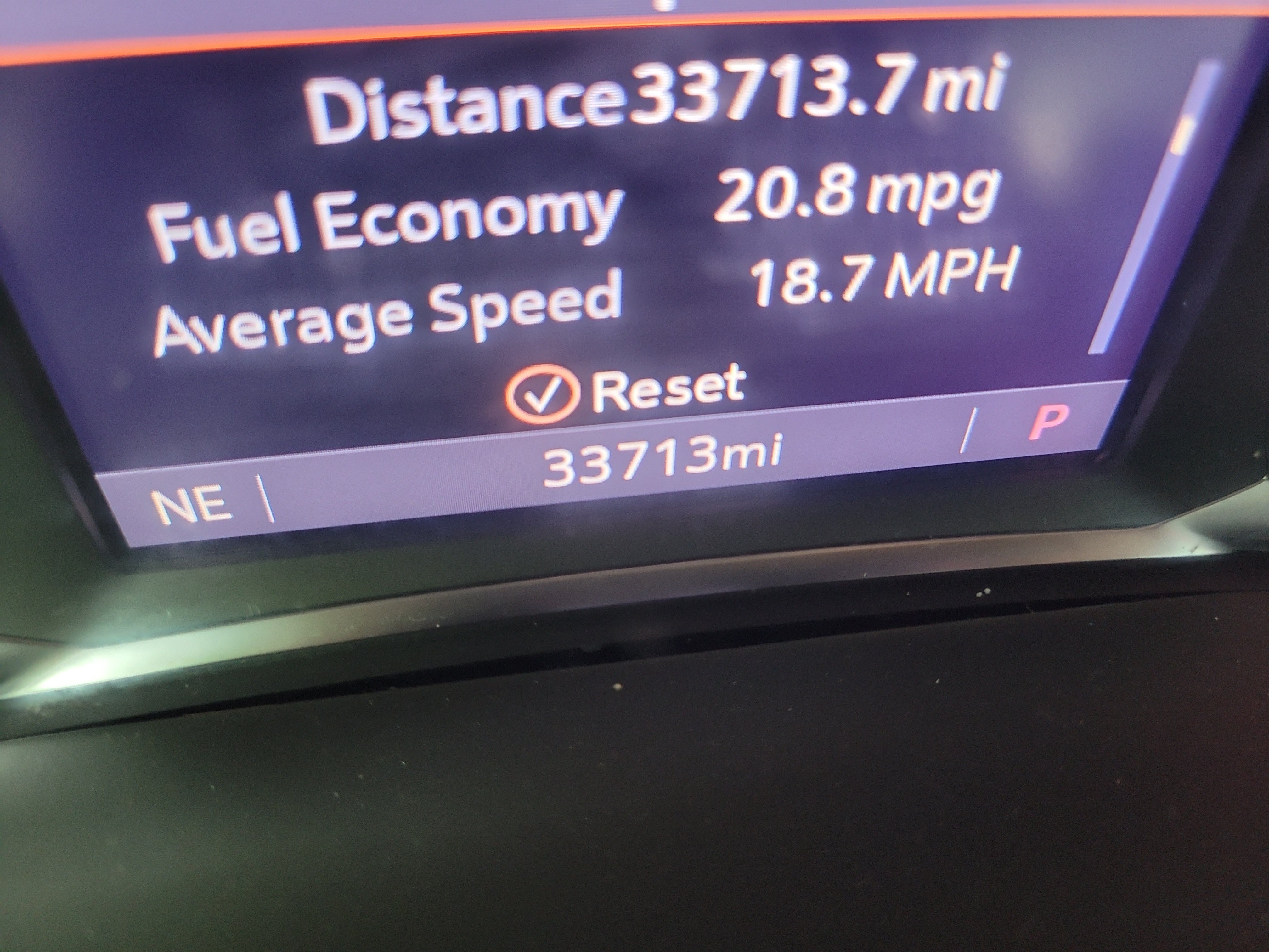 Used 2023 GMC Acadia SLE w/ Driver Convenience Package FWD image 32