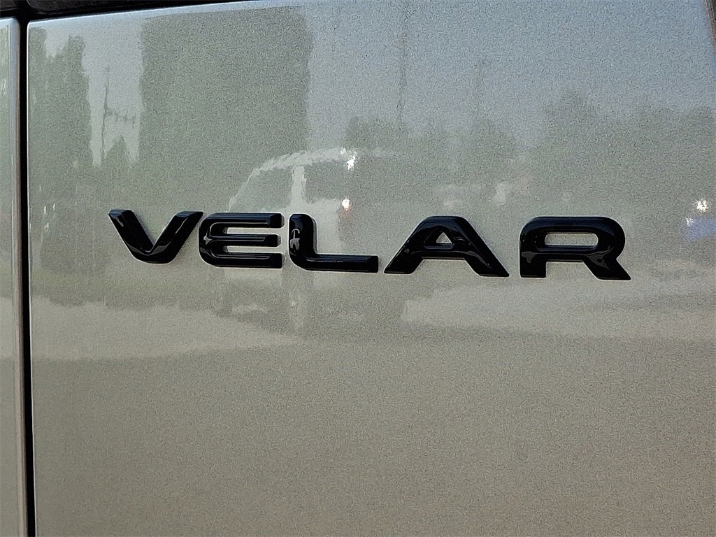New 2026 Land Rover Range Rover Velar Dynamic SE image 23