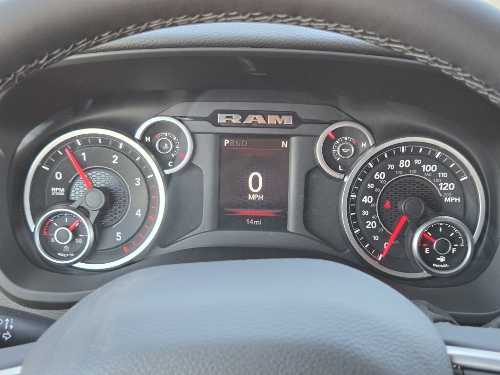 New 2026 RAM 3500 Big Horn AWD/4WD image 17
