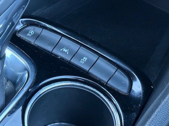 Certified 2023 Buick Encore GX Select w/ Sport Touring Package image 25