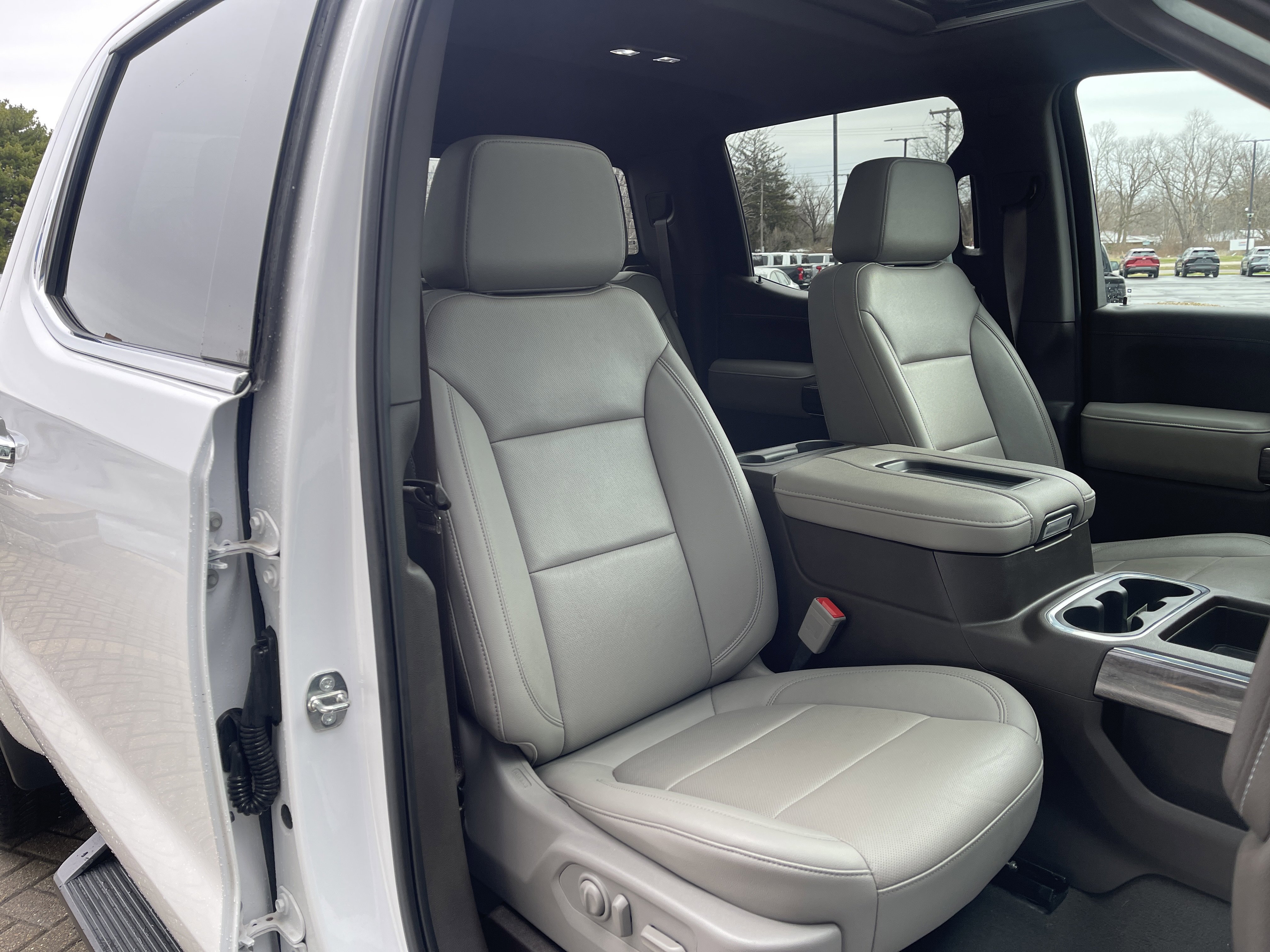 Used 2021 Chevrolet Silverado 1500 LTZ w/ Safety Package II image 38