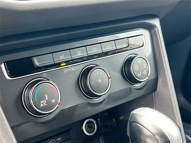 Used 2021 Volkswagen Tiguan S image 15