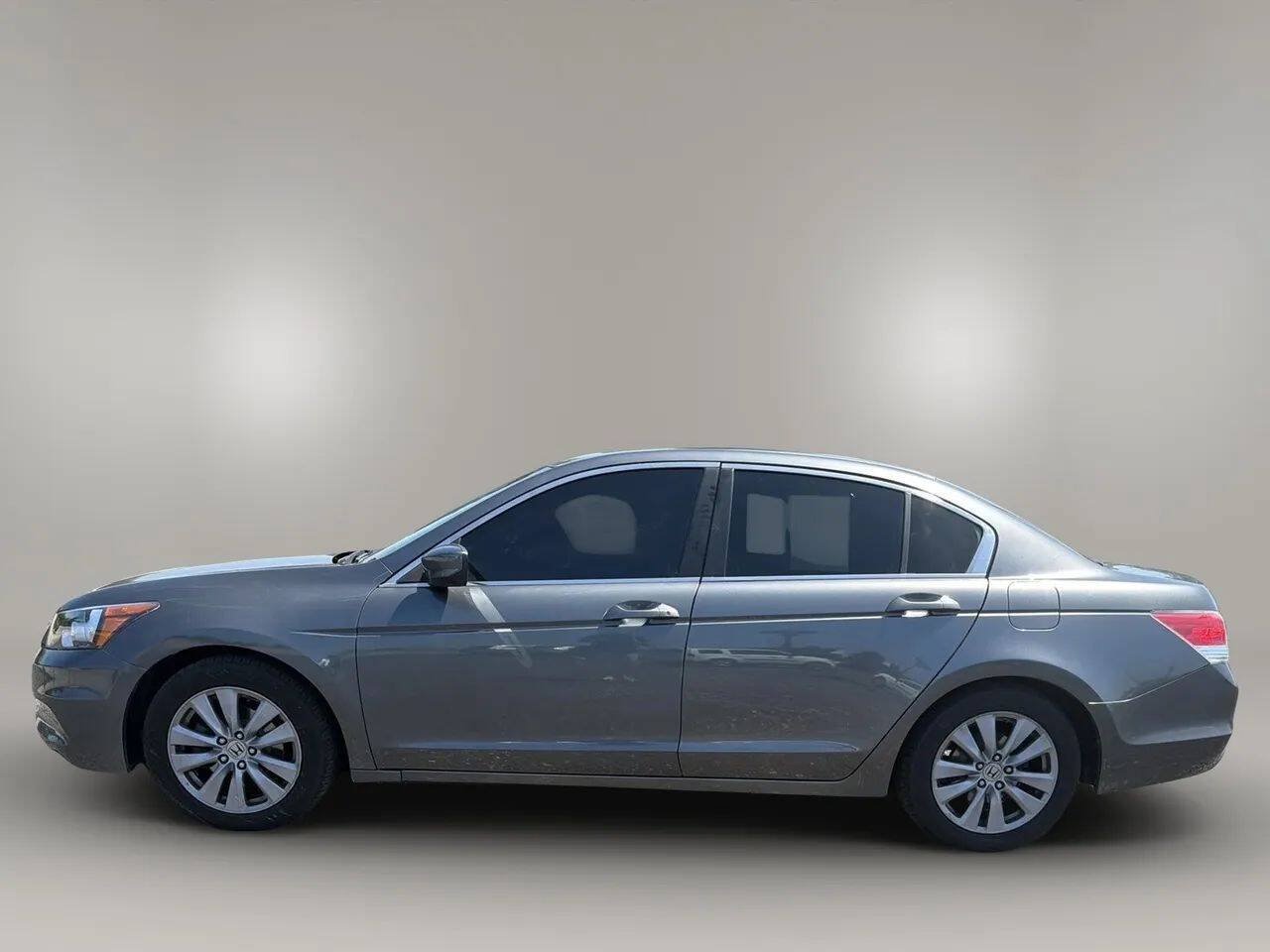 Used 2011 Honda Accord EX-L image 4