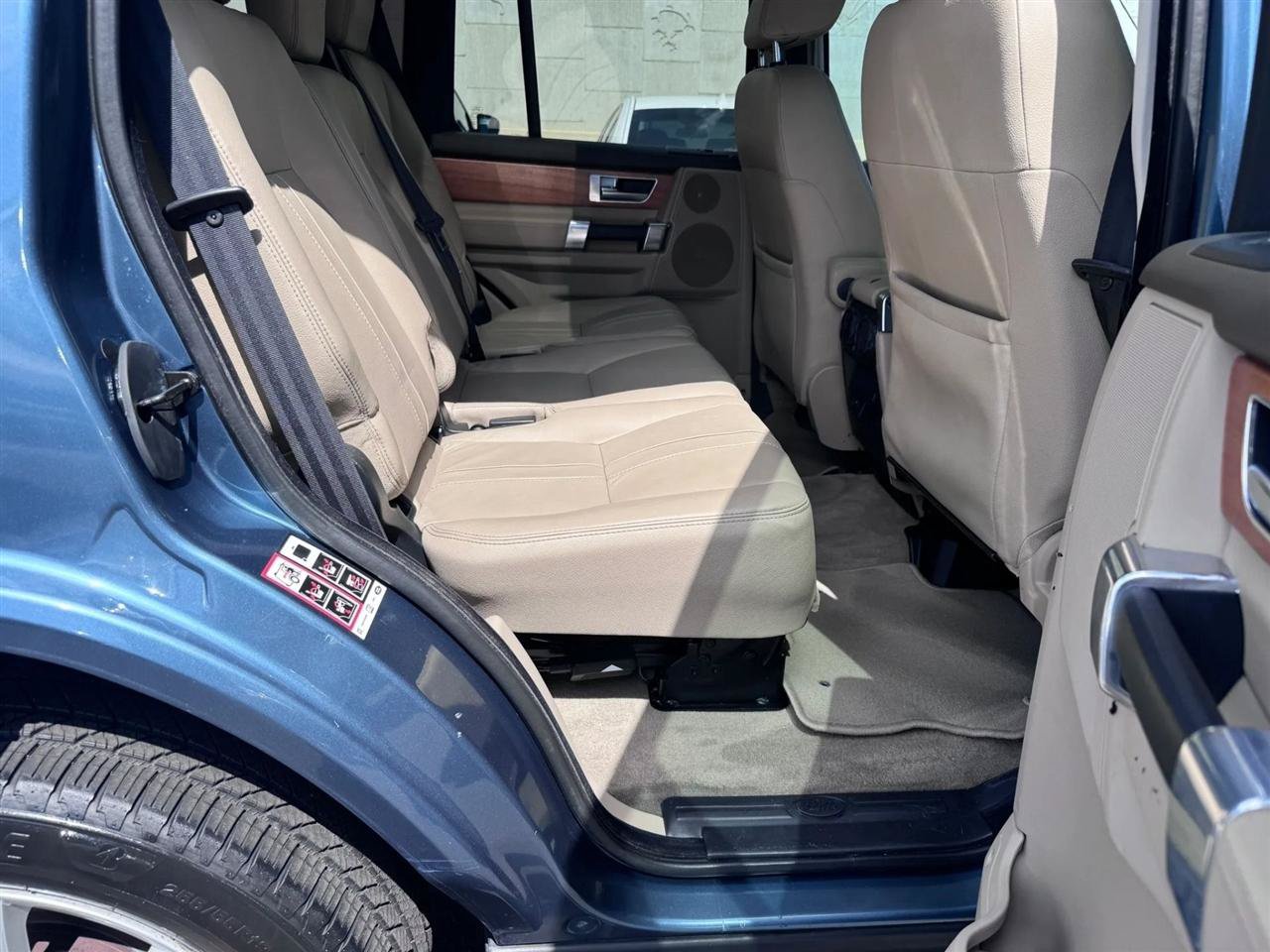 Used 2012 Land Rover LR4 AWD/4WD image 57