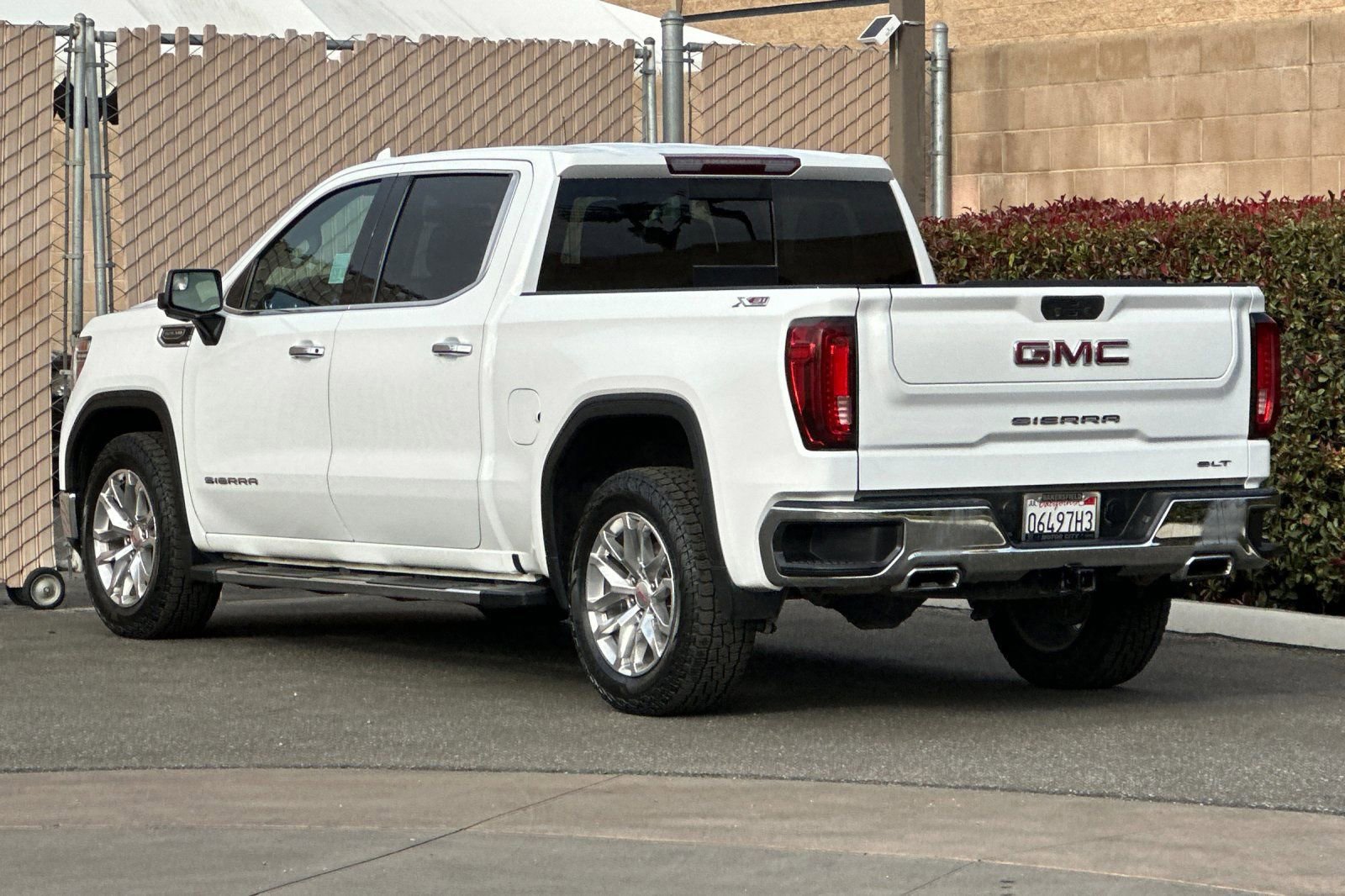 Used 2021 GMC Sierra 1500 SLT w/ SLT Premium Package image 6