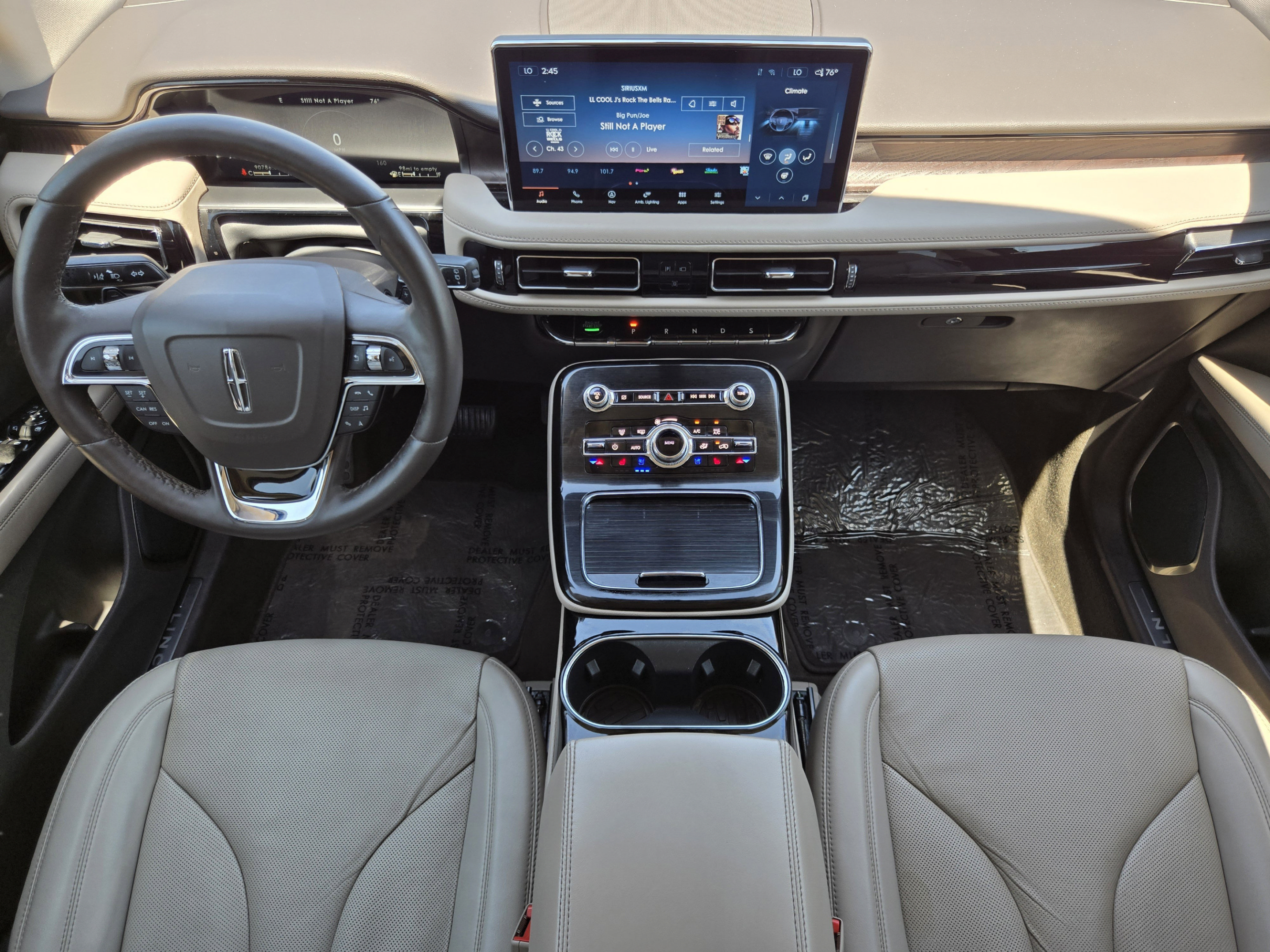 Used 2022 Lincoln Nautilus Reserve w/ Monochromatic Package AWD/4WD image 18