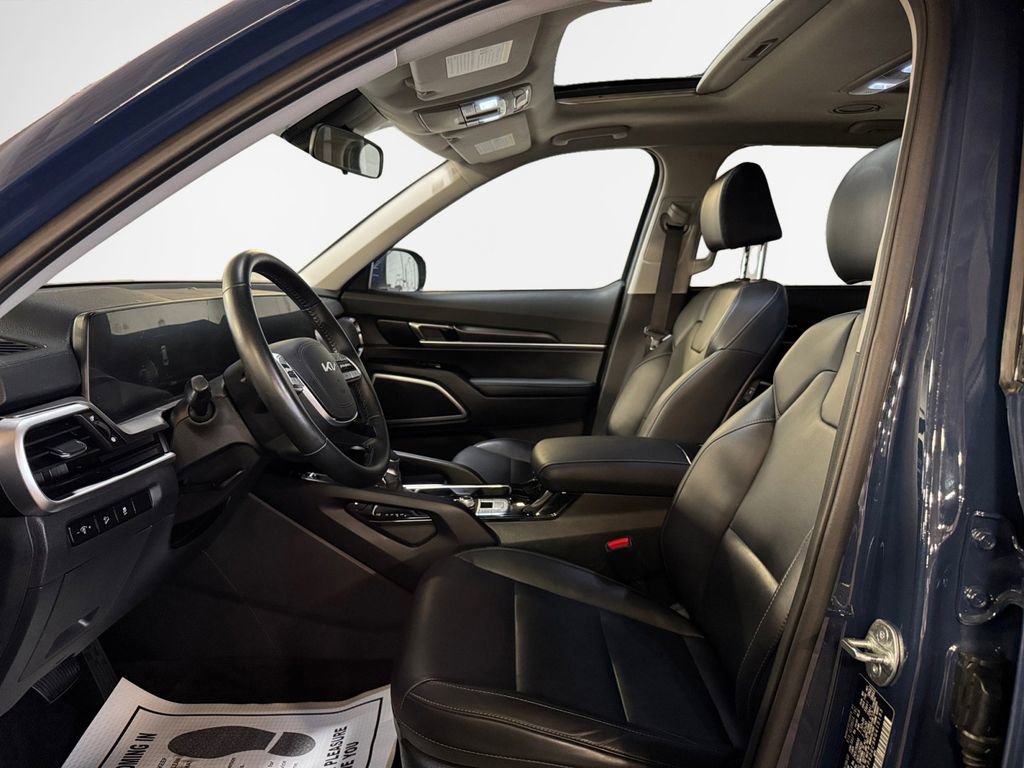 Certified 2024 Kia Telluride S w/ S Sunroof Package image 12