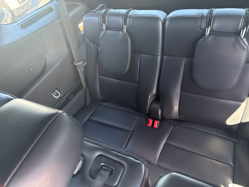 Used 2025 Ford Explorer ST-Line w/ ST-Line Street Pack AWD/4WD image 29