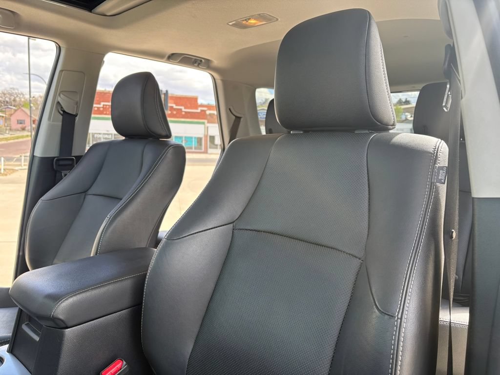 Used 2023 Toyota 4Runner Limited image 12