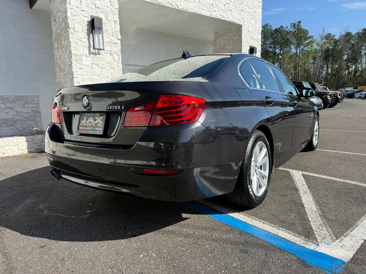 Used 2014 BMW 528i xDrive Sedan AWD/4WD image 15