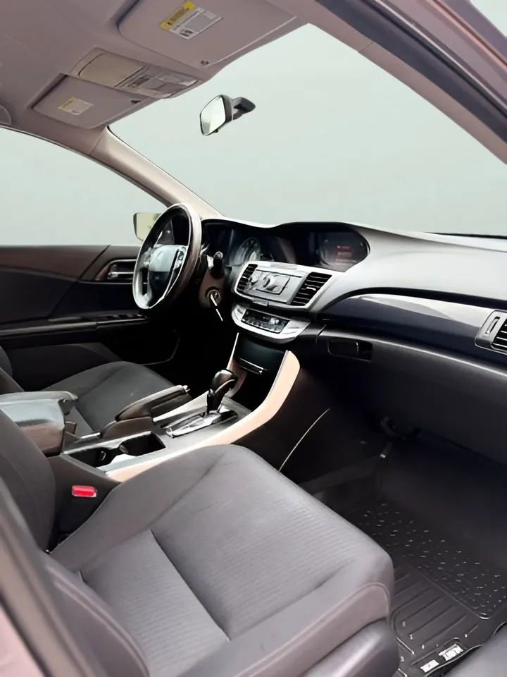 Used 2014 Honda Accord Sport image 20